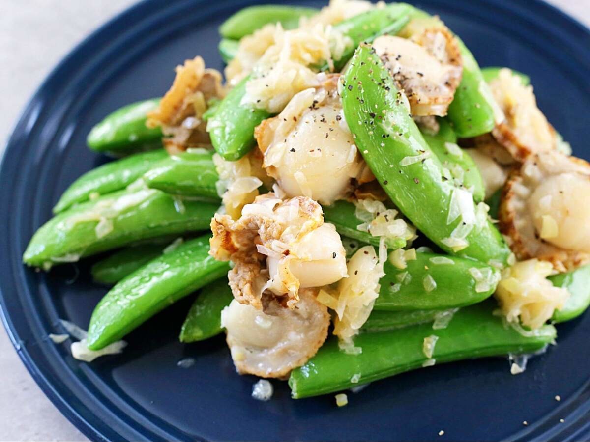 スナップエンドウとホタテのバター炒め