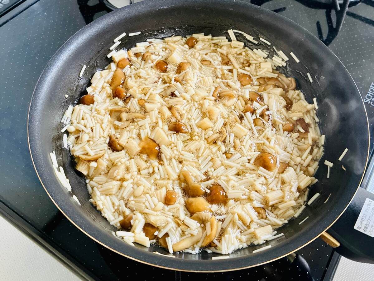 えのきだけとなめこ