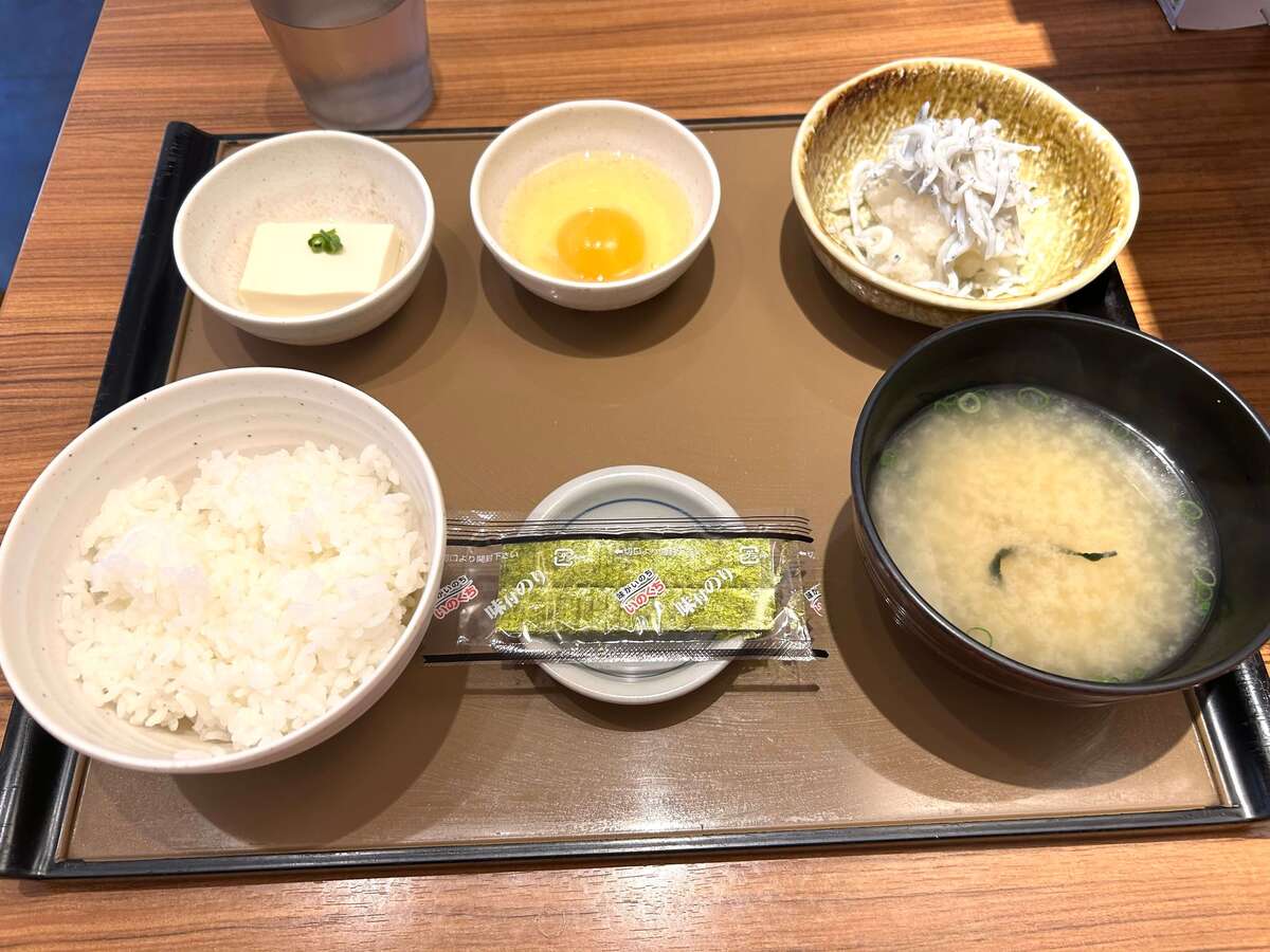 やよい軒のモーニング