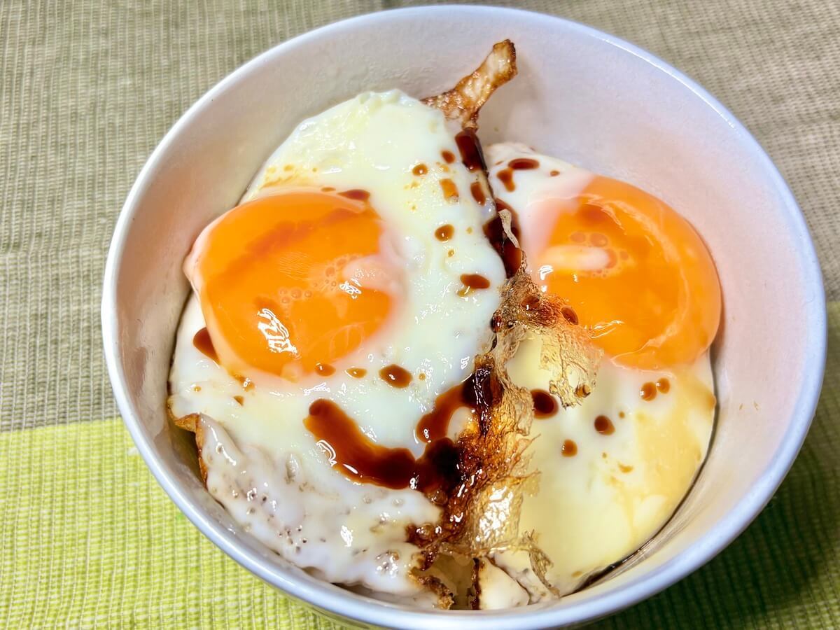 土井善晴さんのハムエッグ丼