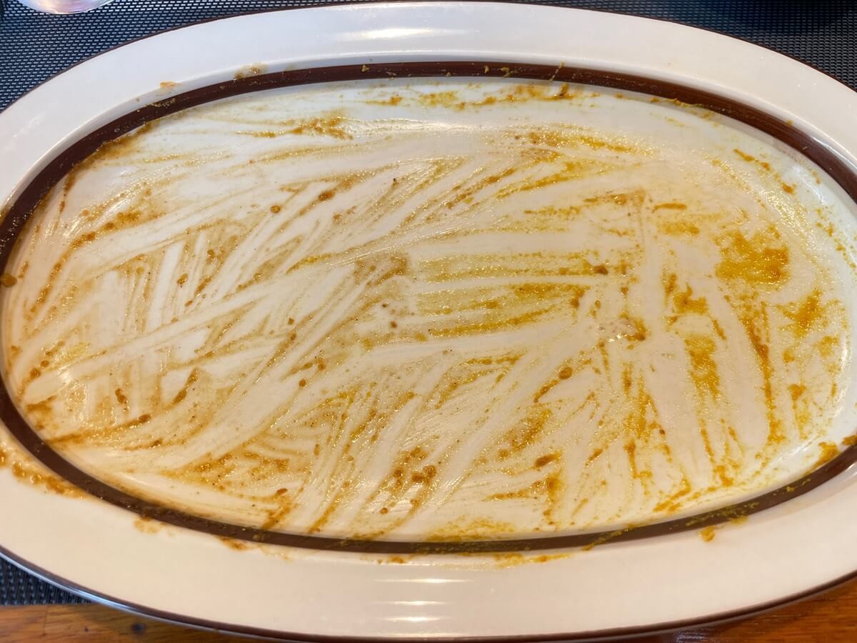 「バナナマンのせっかくグルメ」で紹介！『カレーハウスいんでいら』