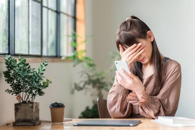 フリーWi-Fiを使う際にやってしまいがちなNG行動