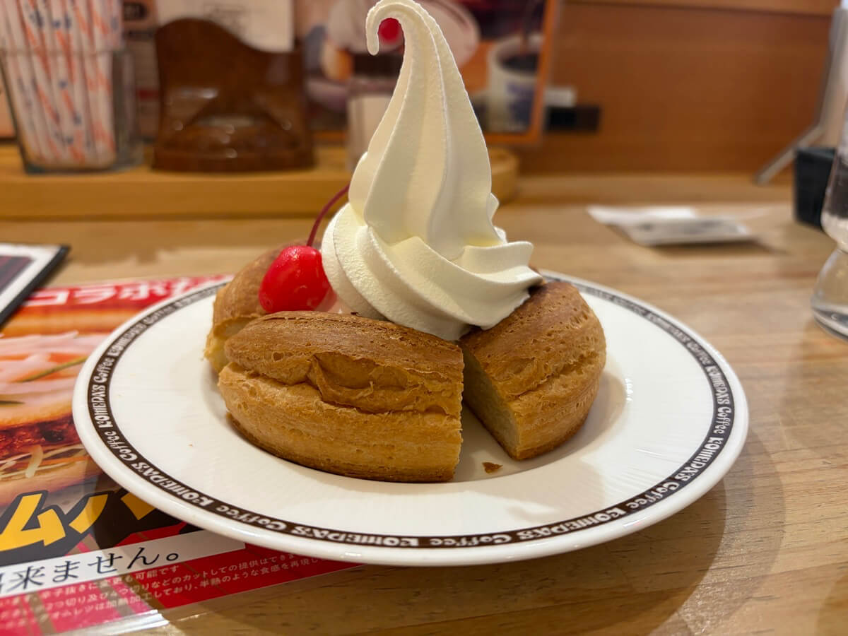 コメダ珈琲店の定番メニュー「シロノワール」