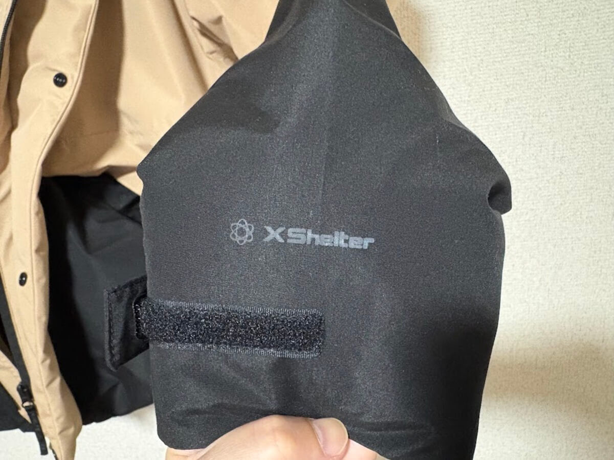 エックスシェルター(R)断熱α防水防寒ジャケット