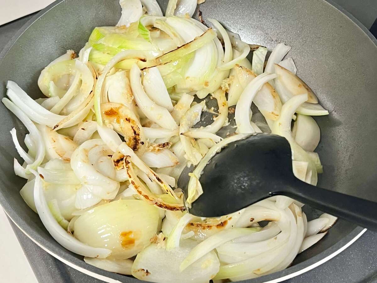 土井善晴さん「チキンカレー」のレシピ