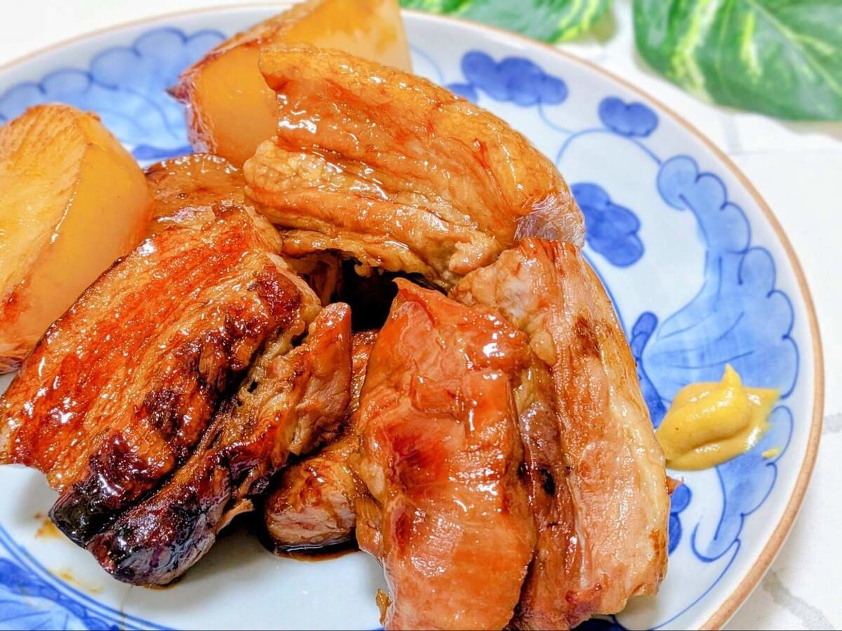 栗原はるみさん「大根と豚肉のべっこう煮」