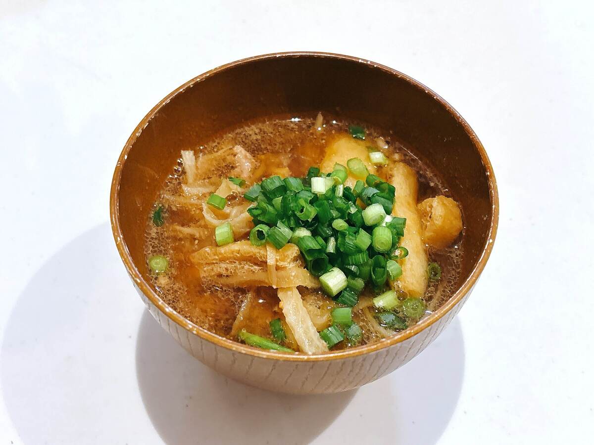 簡単すぎる「手間抜き豚汁」のレシピ