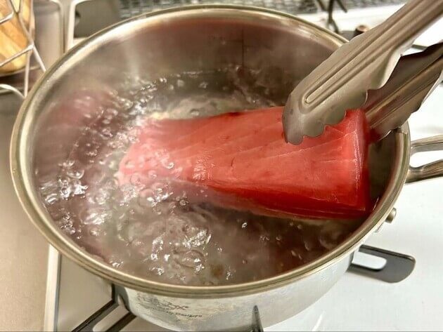 スーパーの刺身盛り合わせ、いきなり食べないで！？】