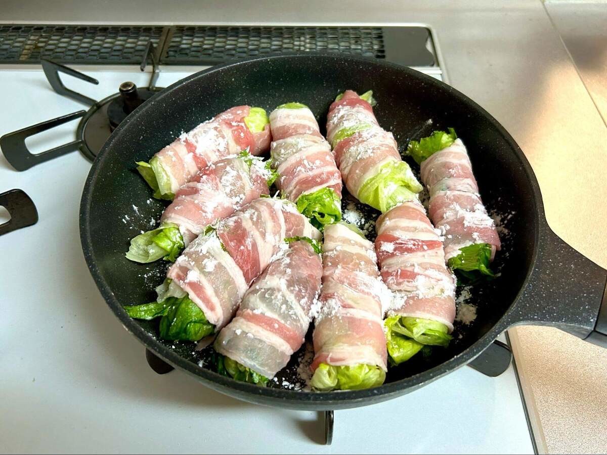 りこ⌇夫が沼る簡単おうちごはんさん「旨ダレ豚巻きレタス」