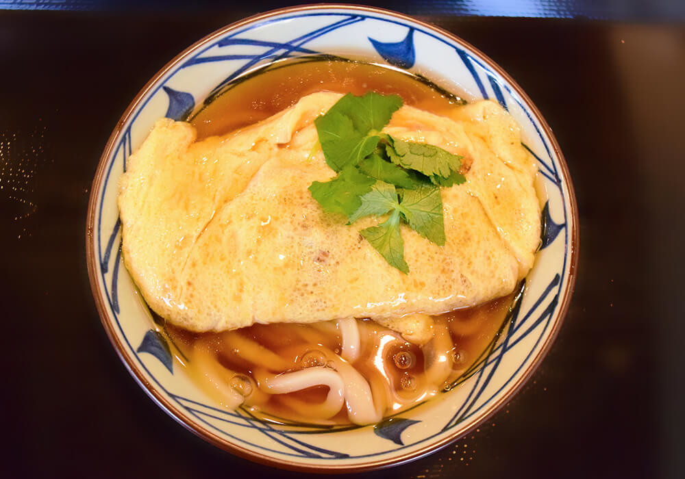 丸亀製麺「だし玉肉づつみうどん」