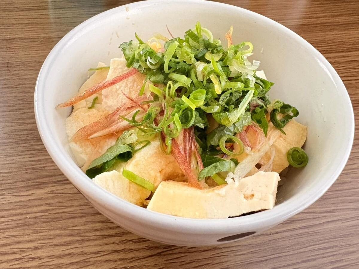 「冷ややっこ丼」