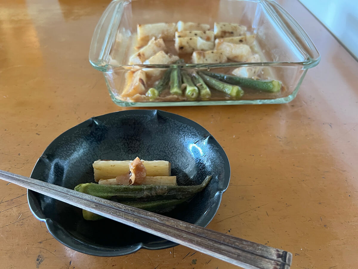 ありごはんさん「オクラと長芋の梅浸し」