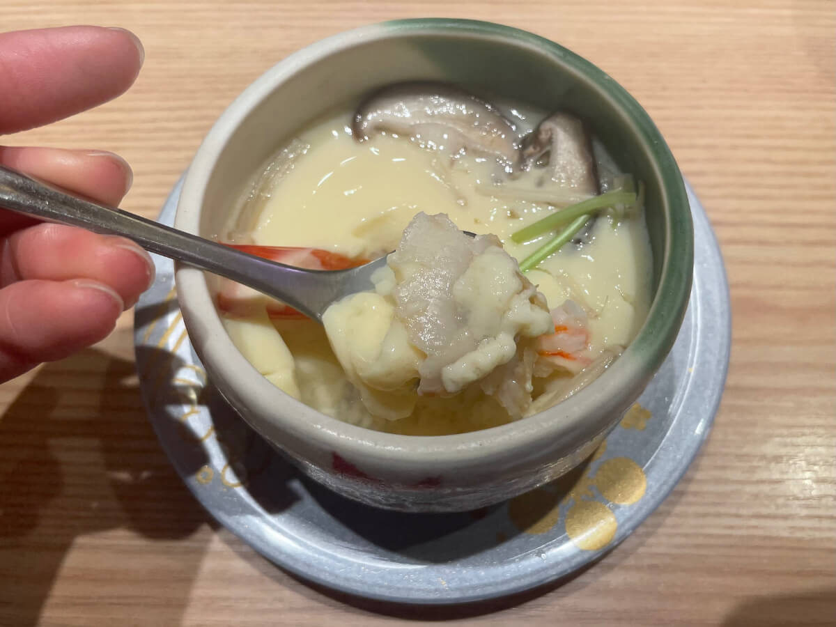 石川の海の幸を堪能！「まわる寿司 もりもり」