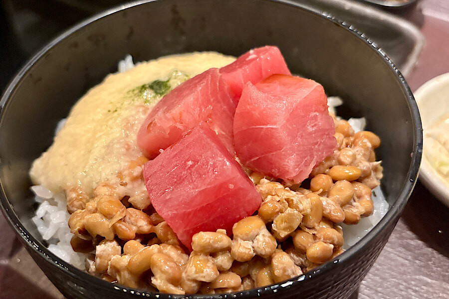 やえす初藤