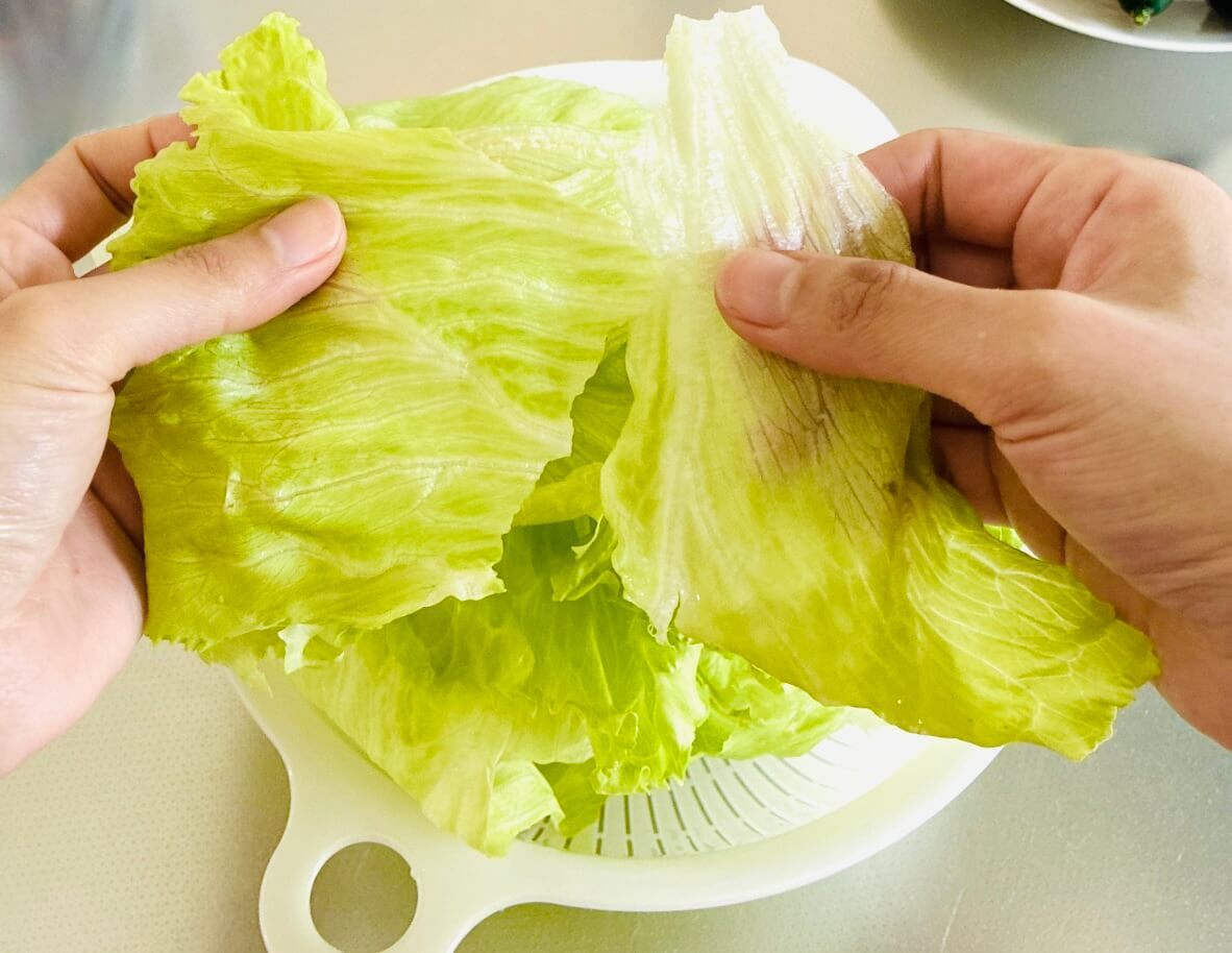 北斗晶さん「豚ひき肉で夏野菜たっぷりレタス包み」