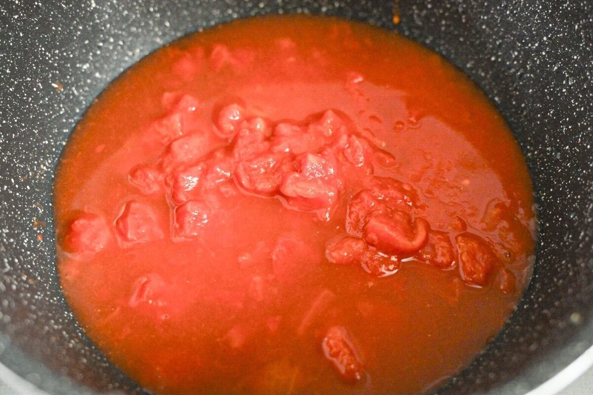 味の素公式「鍋ひとつで簡単 ブロッコリーとギョーザのだしトマト煮」のレシピ