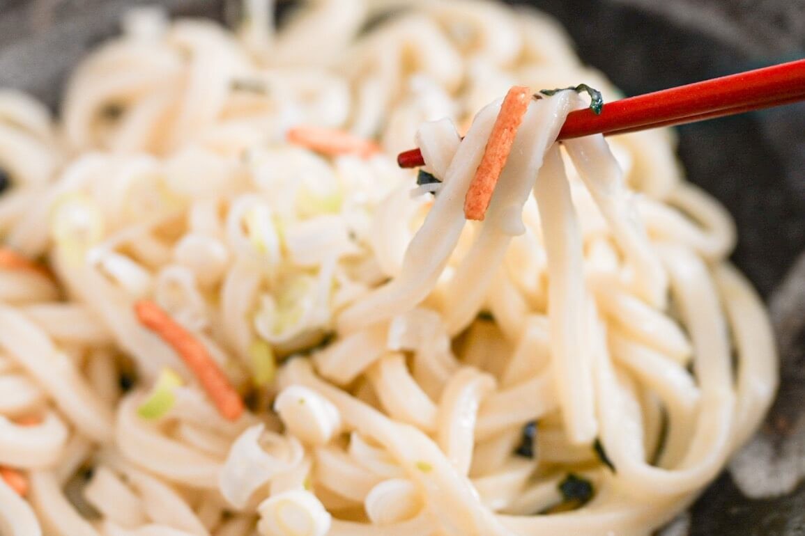 永谷園公式「お茶づけ和えうどん」のレシピ