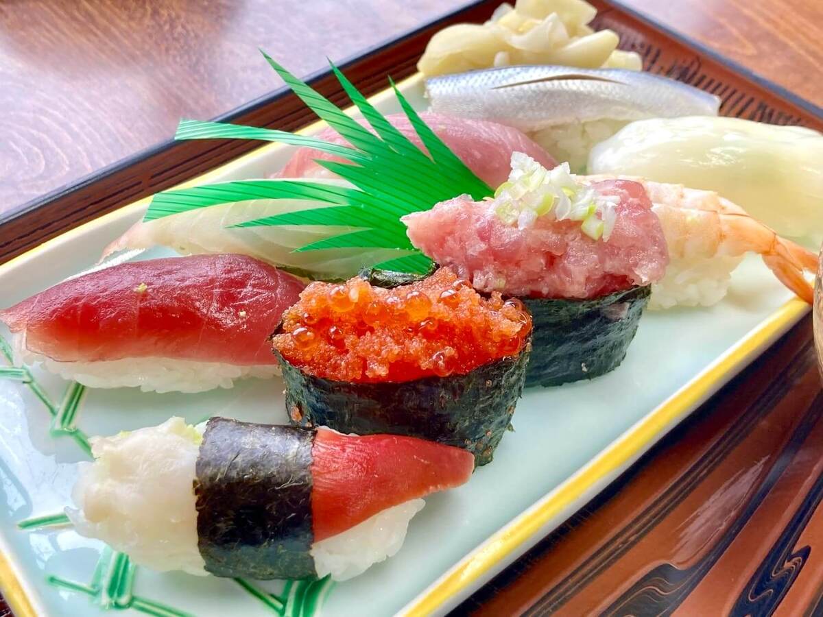 佐渡ヶ島「長浜荘」とは?