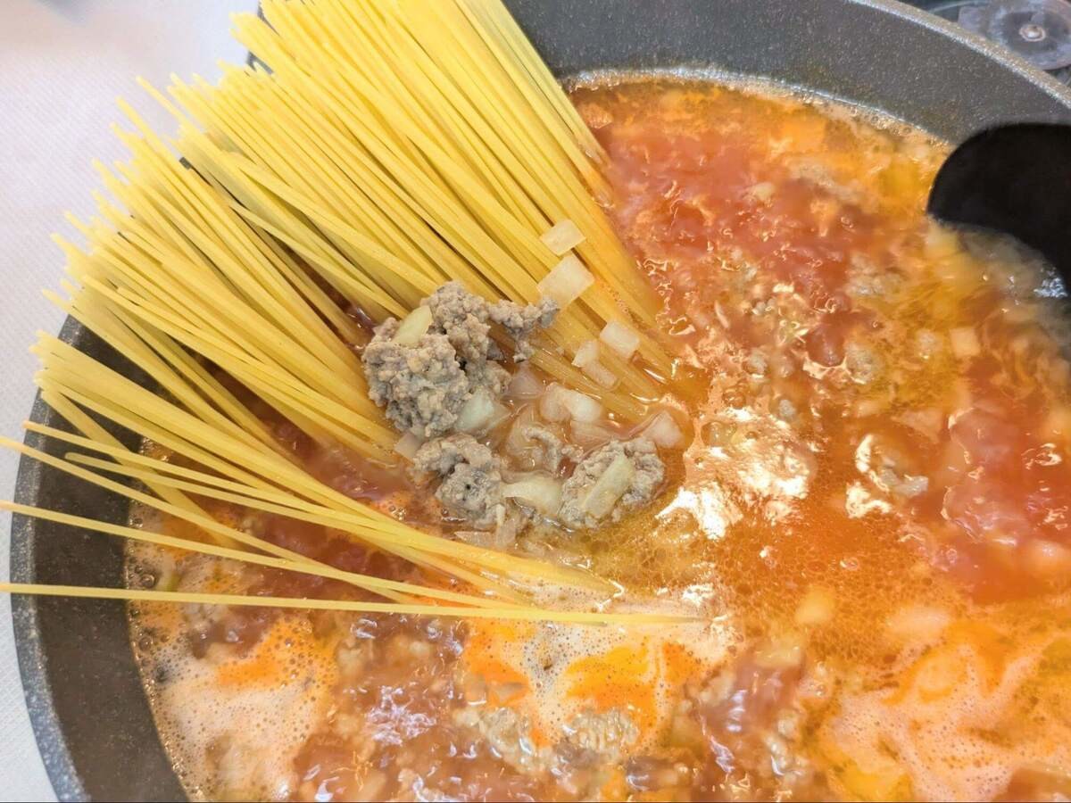 ファビオ先生「ワンパンミートソーススパゲティ」のレシピ