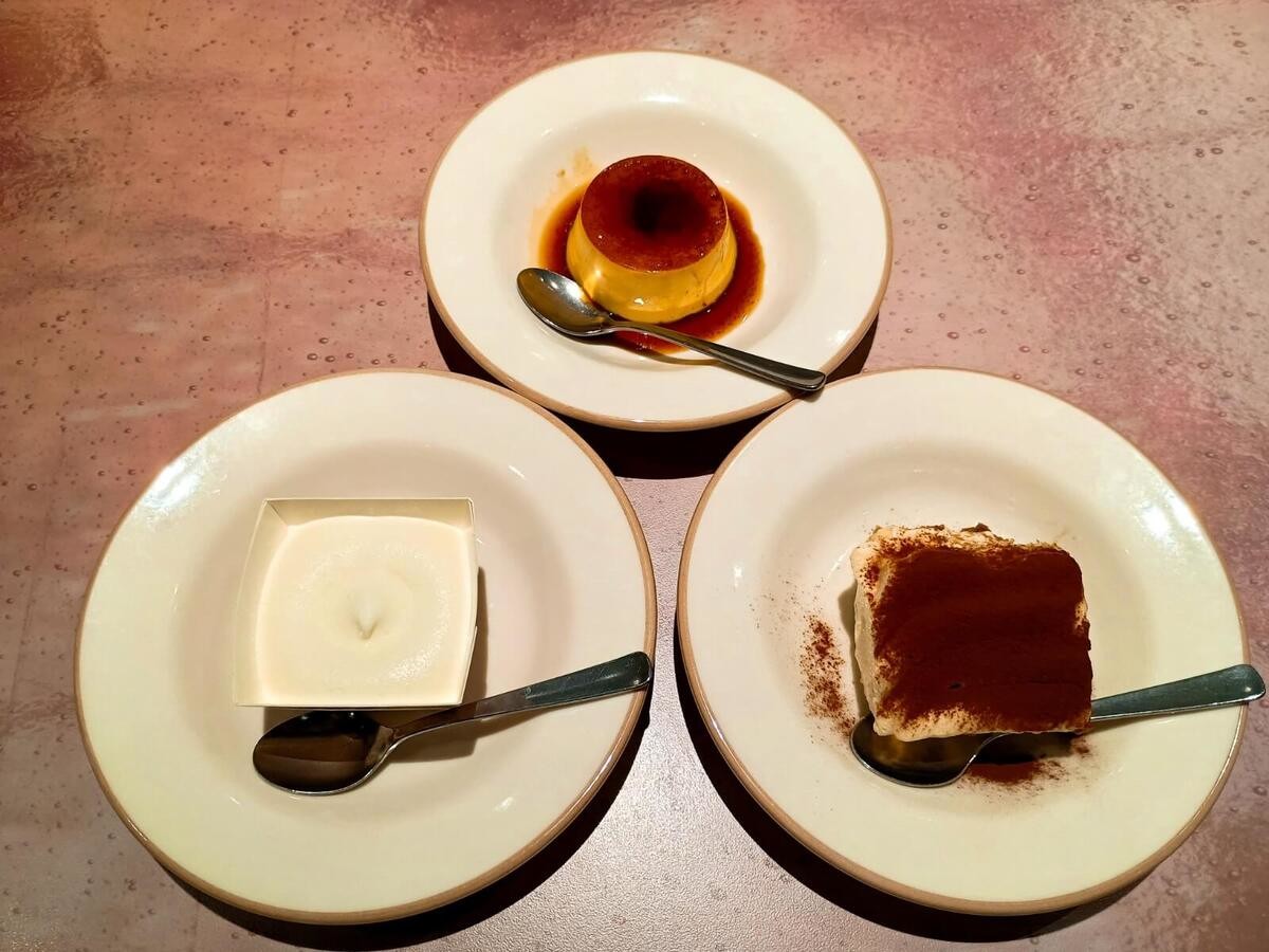 サイゼリヤ「スイーツビュッフェ」