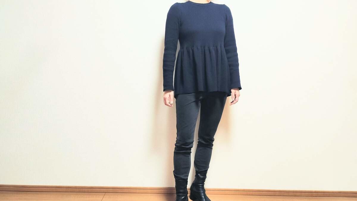 GU新作「ペプラムニットプルオーバーQ」