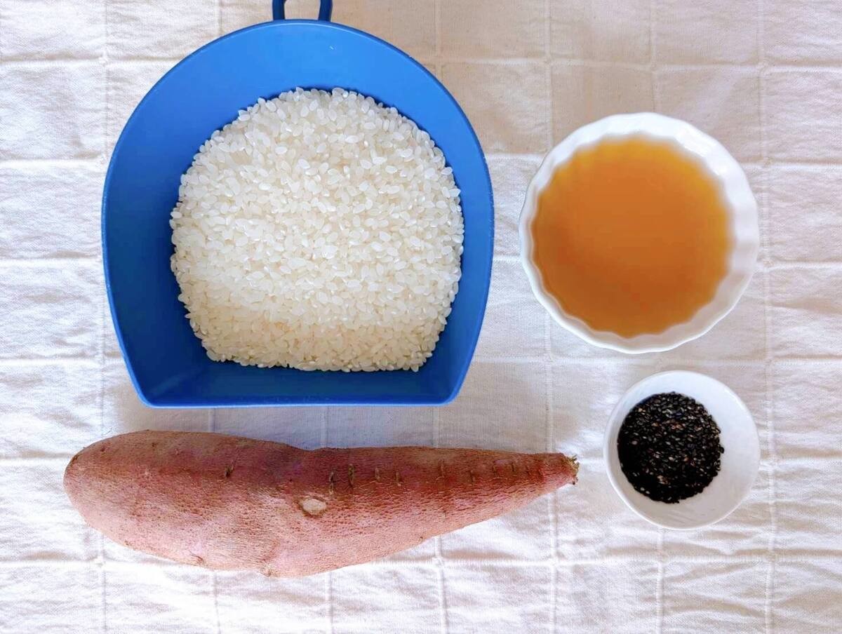 キッコーマン公式「白だしで簡単！さつまいもご飯」