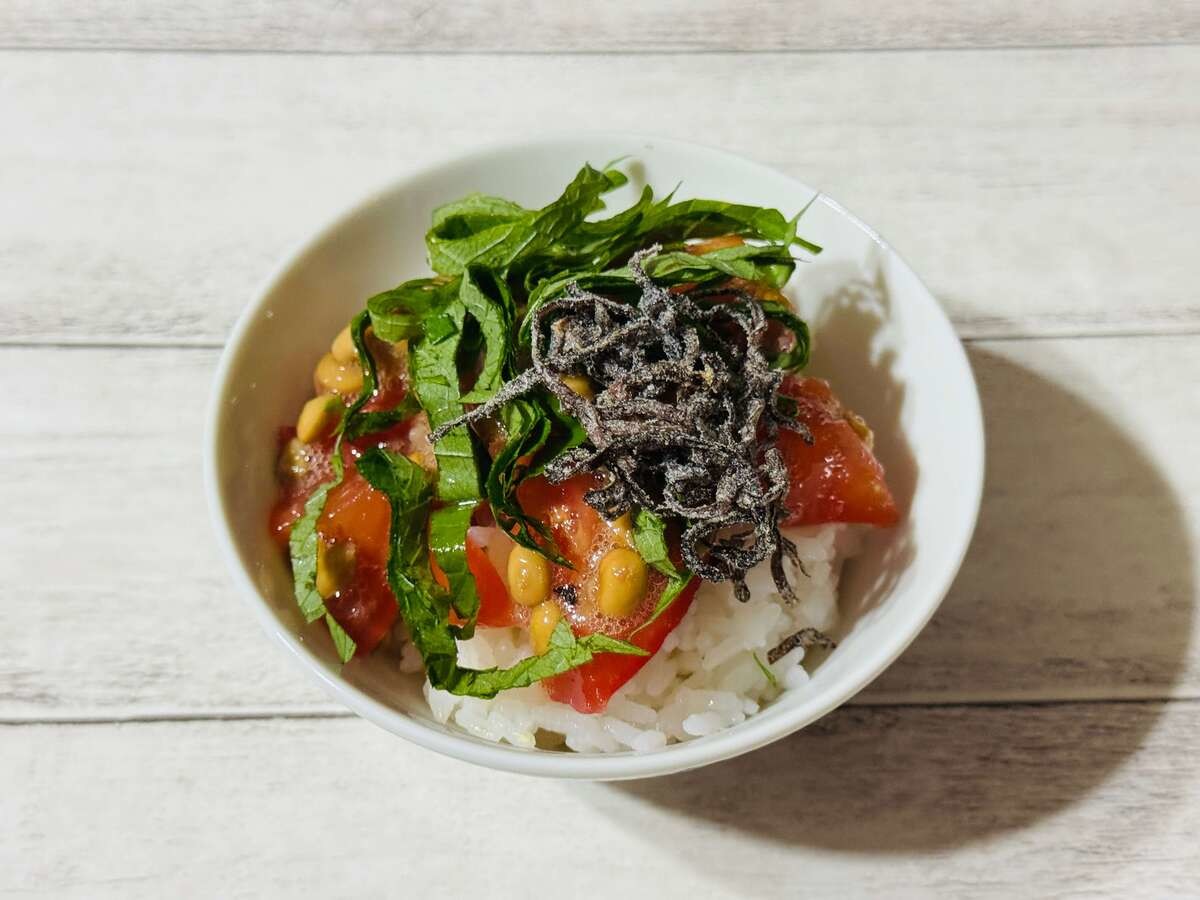 家事ヤロウで農家さんが紹介『トマトの納豆めし』