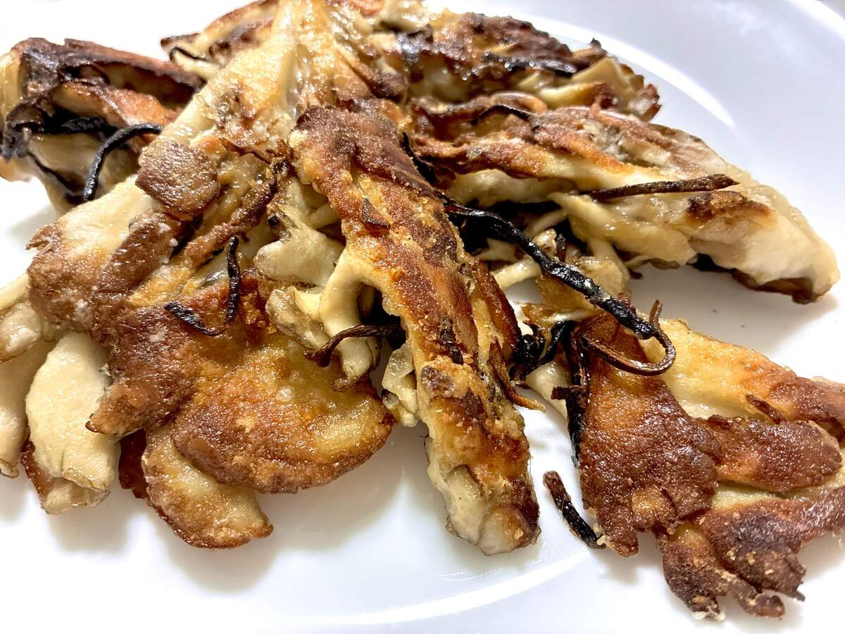 衣が美味しい 雪国まいたけの塩昆布唐揚げ