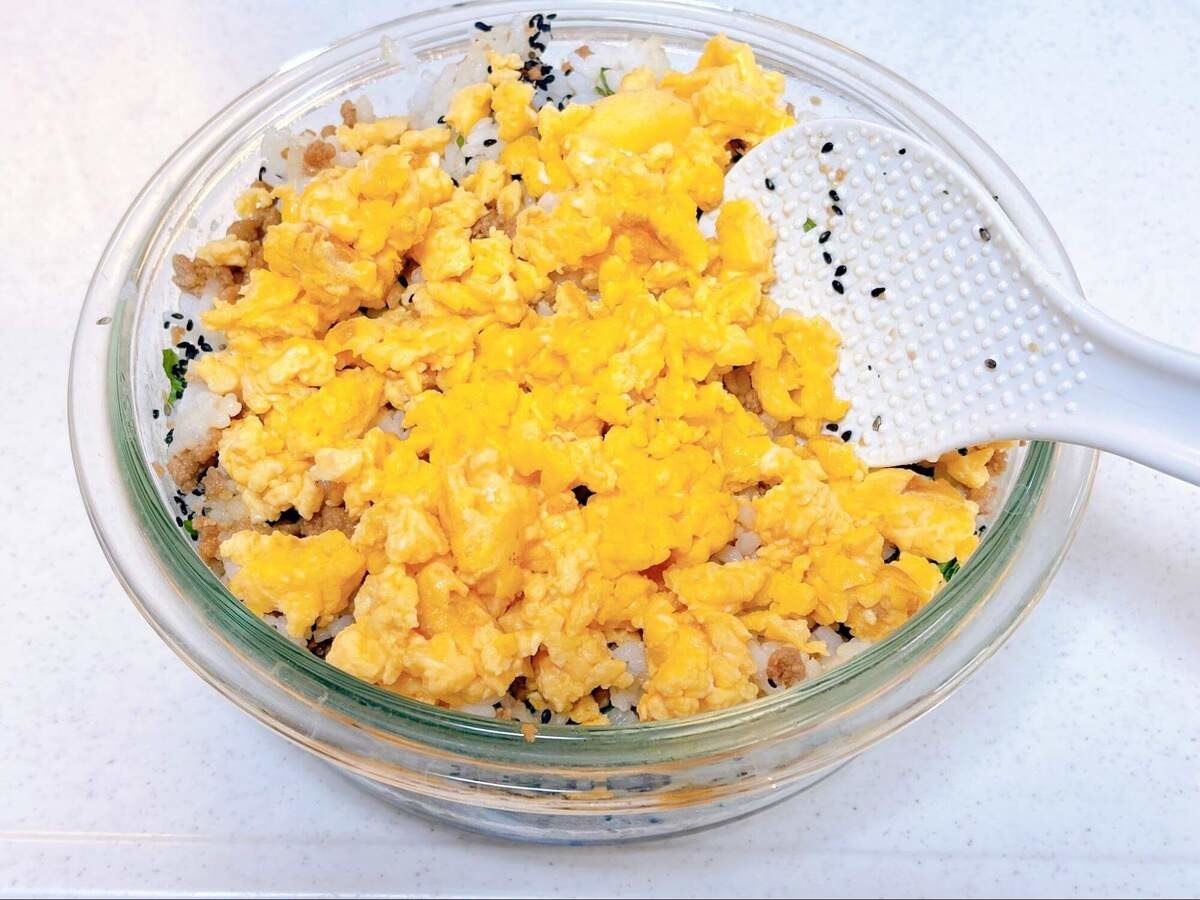 青じそと黒ごまのそぼろご飯