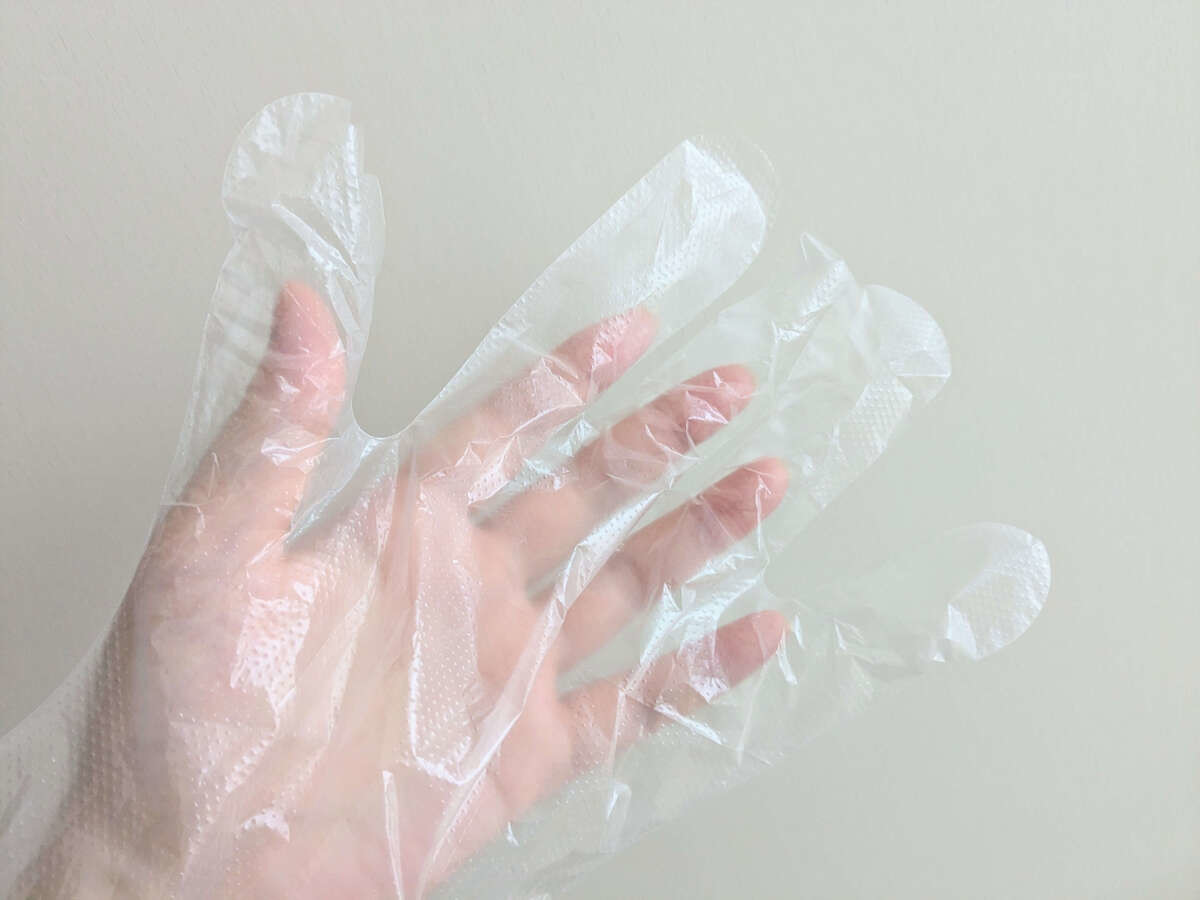 ビニール手袋をズレにくくする裏ワザ