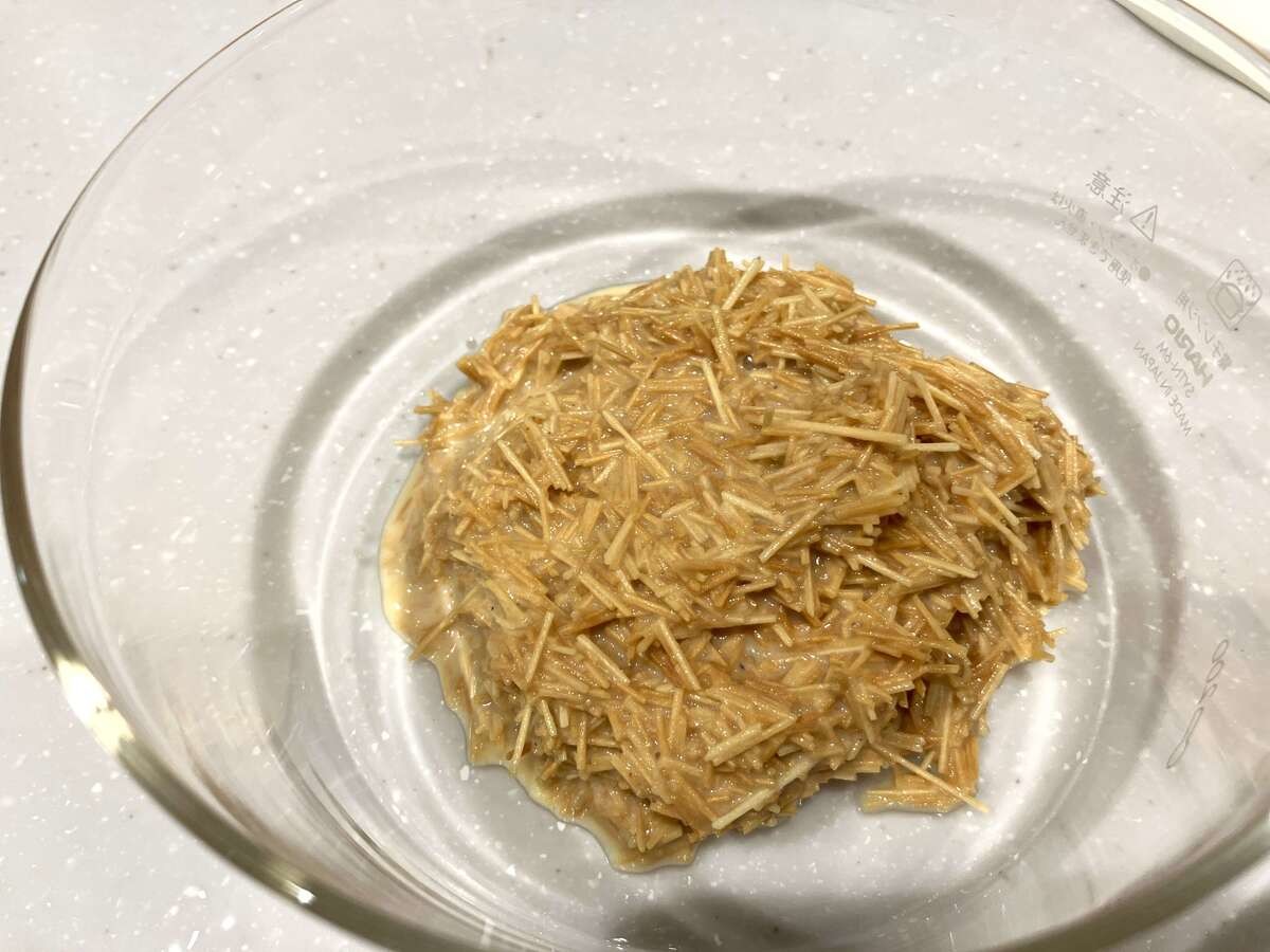 池利公式「ザクザクそうめんチョコ～ドバイチョコレート スタイル～」