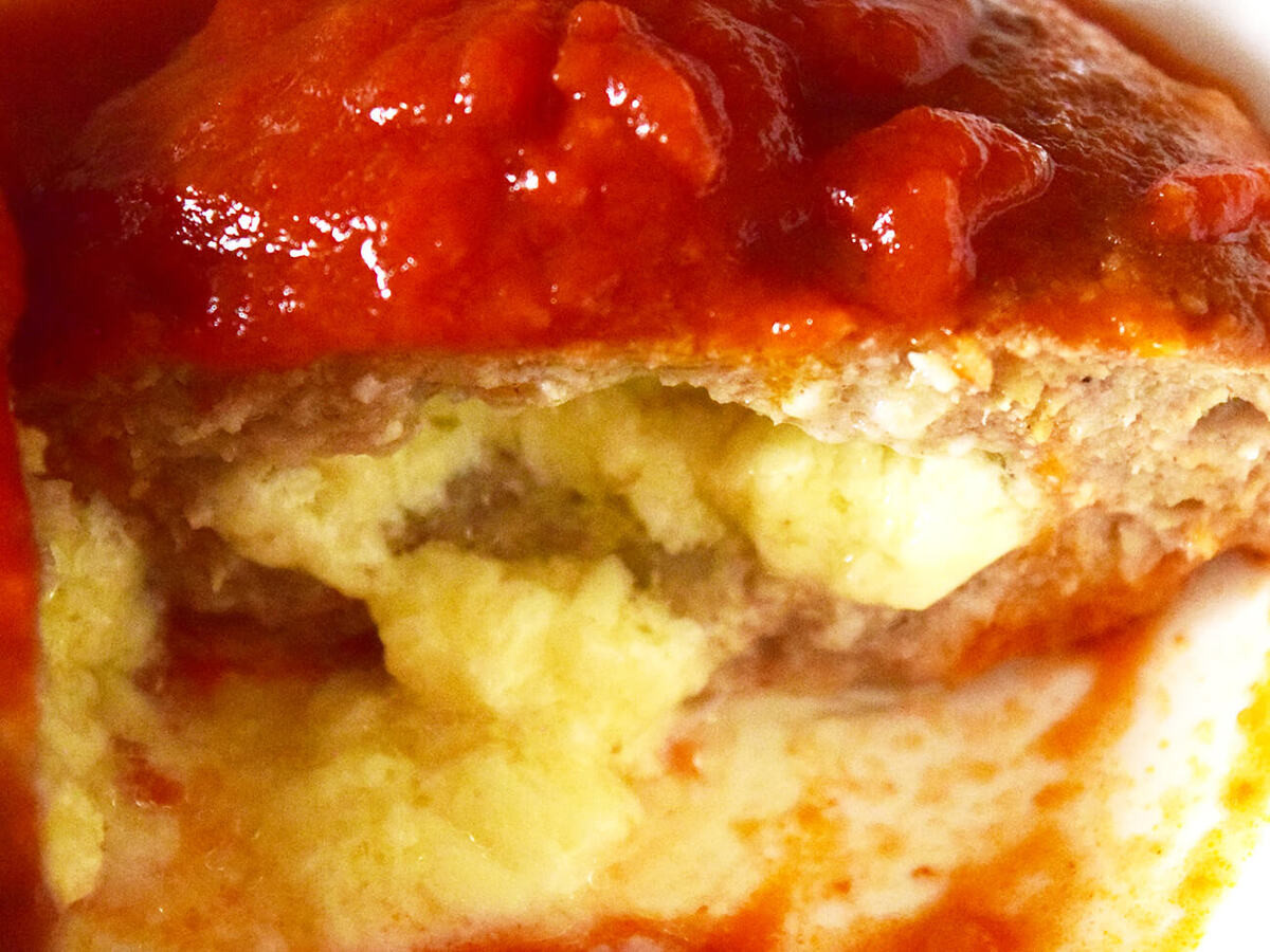 トマトチーズグリルハンバーグ