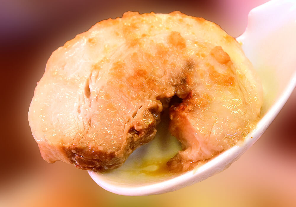 魁力屋「にんにく背脂醤油ラーメン」実食レポ