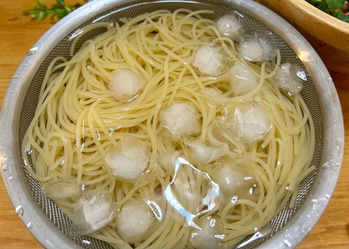 トマトとオクラの冷製パスタ