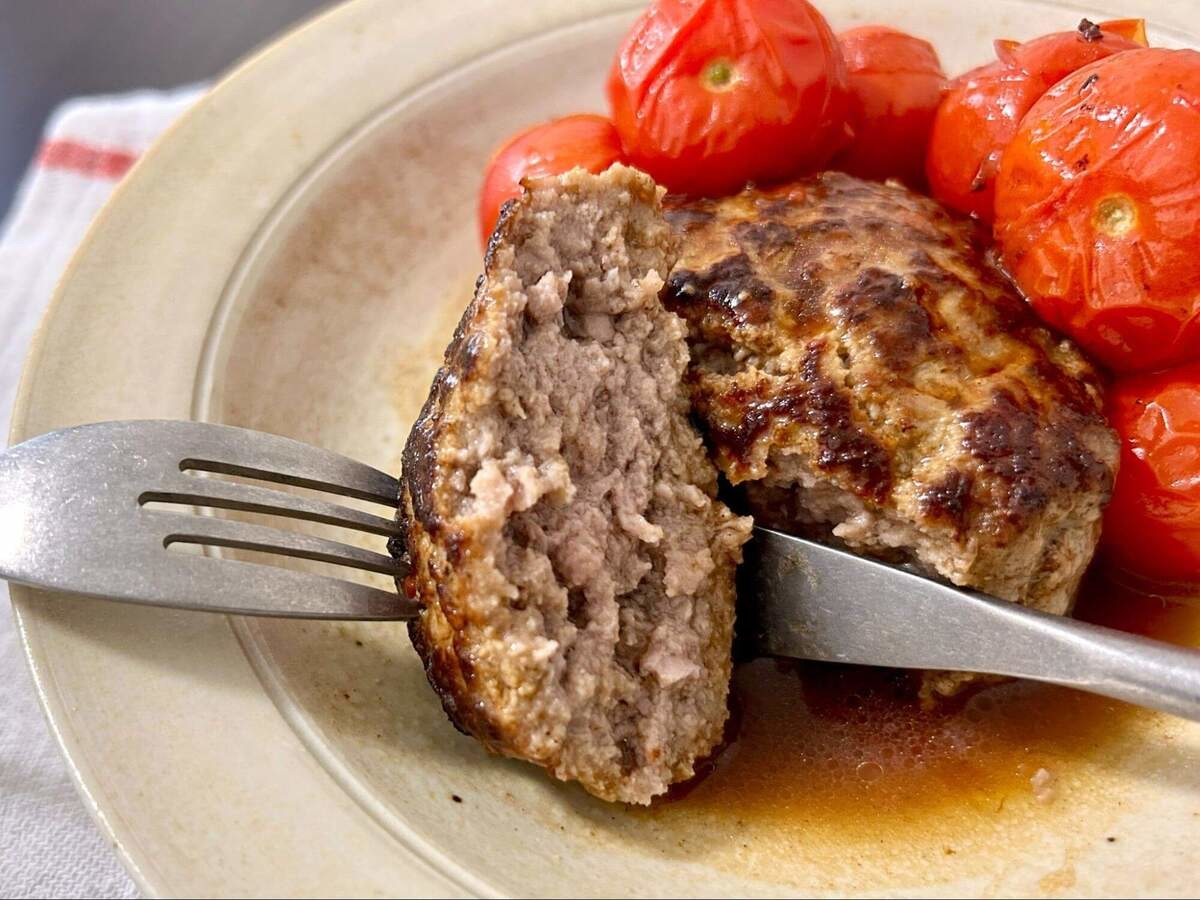 長谷川あかりさん「酒蒸しハンバーグ」