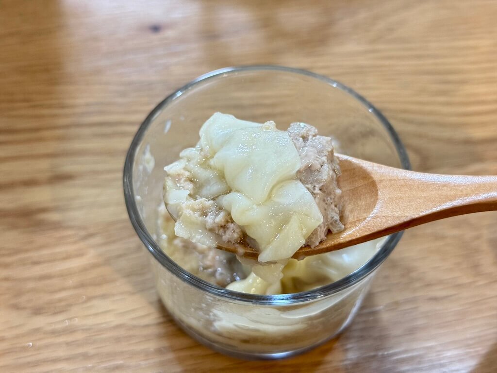 「カップ小籠包」