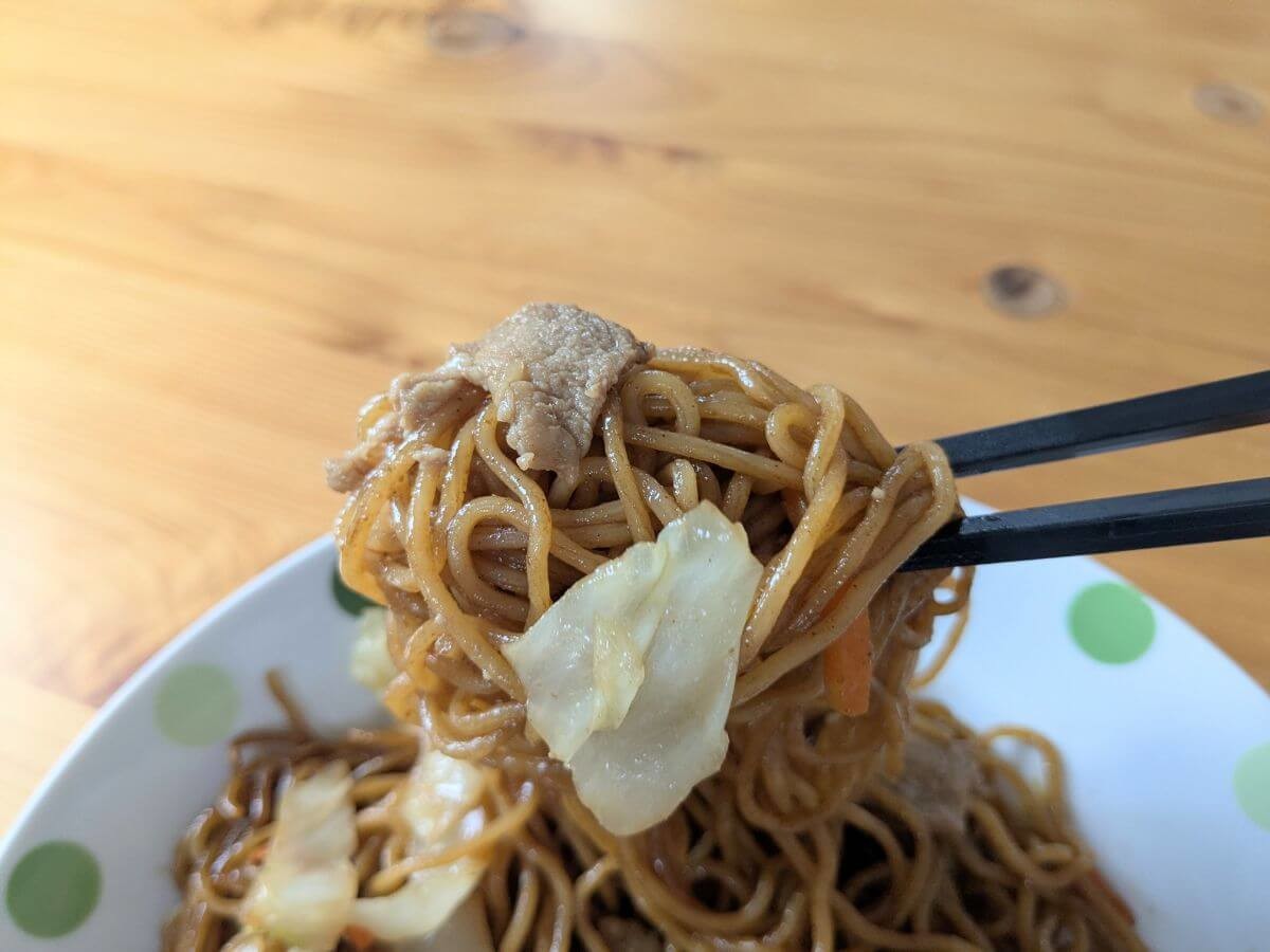 つむぎやの『焼きそば革命』