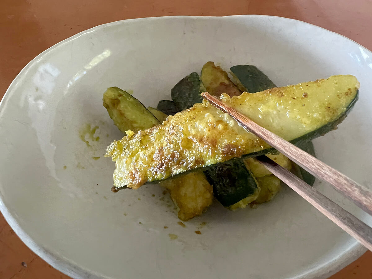 ズッキーニのカレー唐揚げ