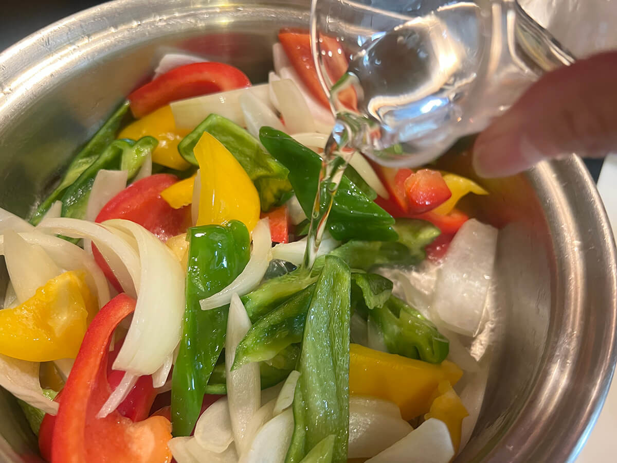 豚肉とカラフル野菜のレモンじょうゆ炒め