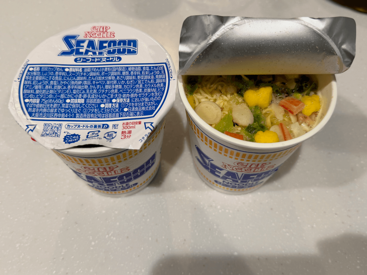 カップラーメン