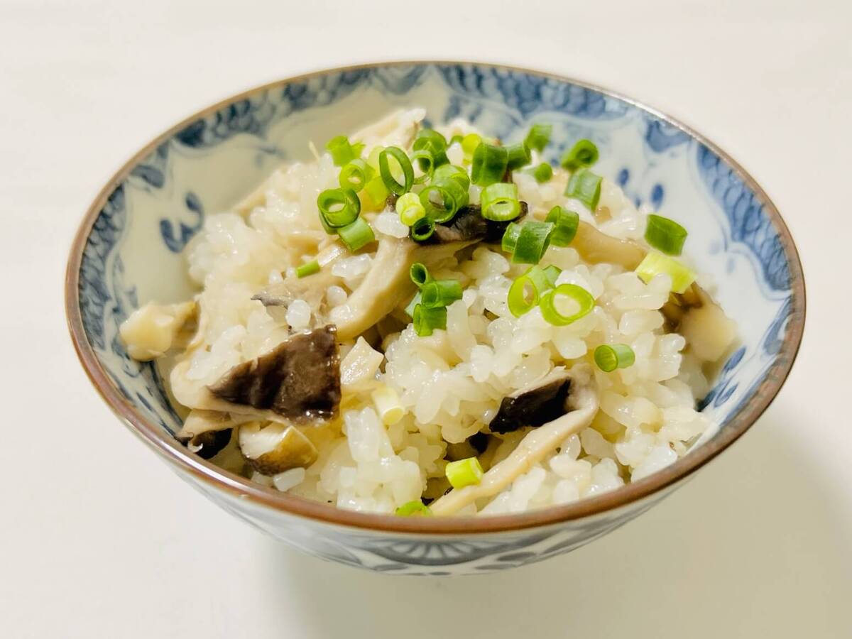 mamayumi流「柚子胡椒が決め手！きのこたっぷり炊き込みご飯」のレシピ