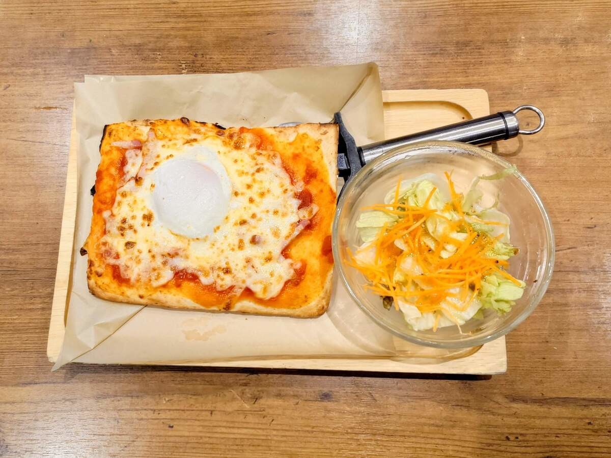 【オリーブの丘】テレビで話題のモーニングピッツァとリゾットを実食レポ