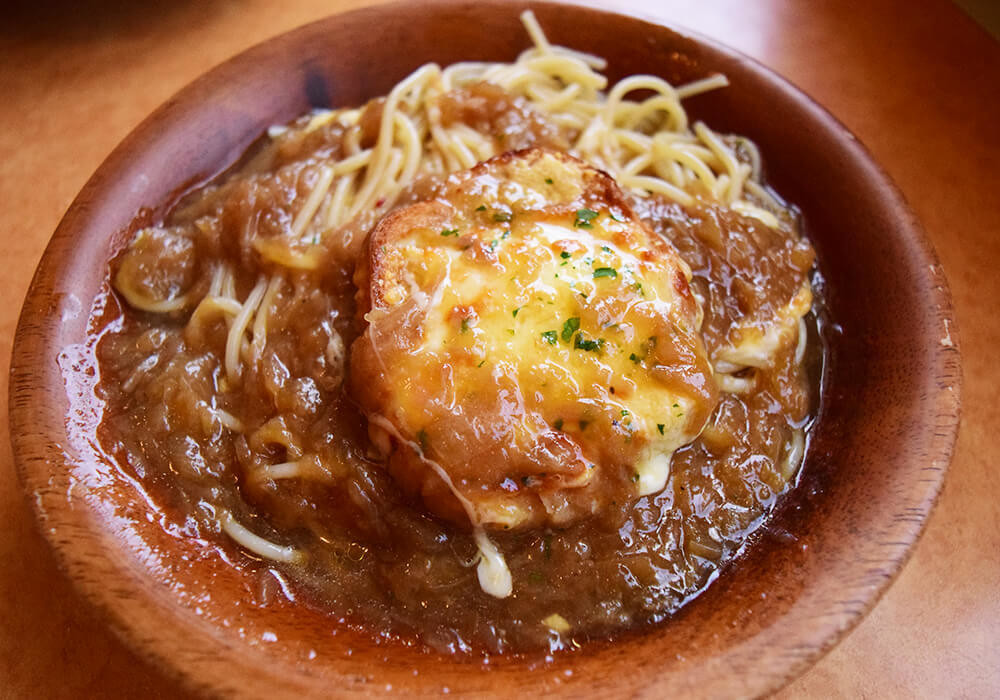 「玉ねぎのズッパ」「田舎風ミネストローネ」