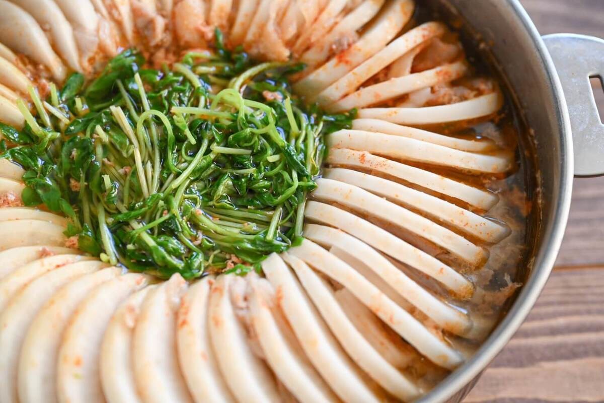 エバラ食品公式「大根ミルフィーユキムチ鍋」