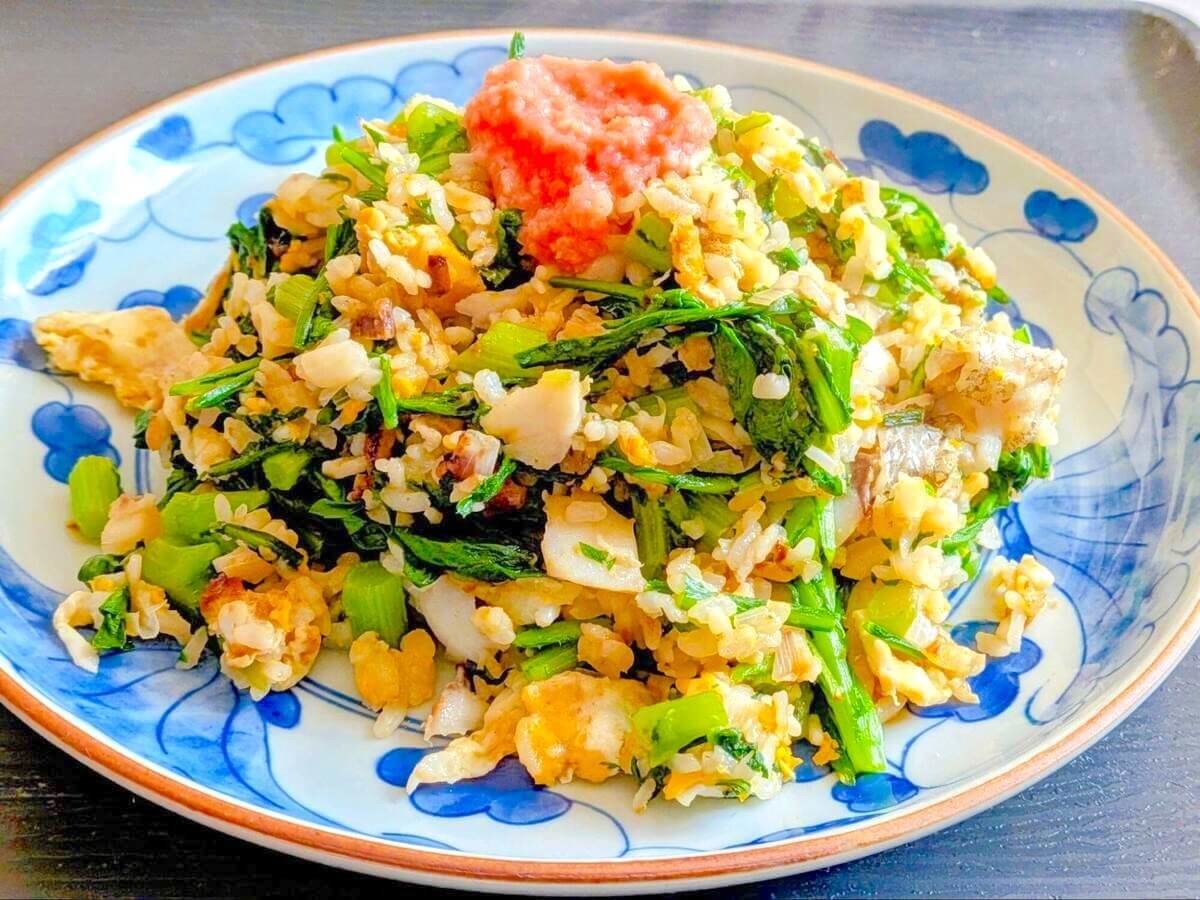 タラと春菊が美味しい！冬チャーハン