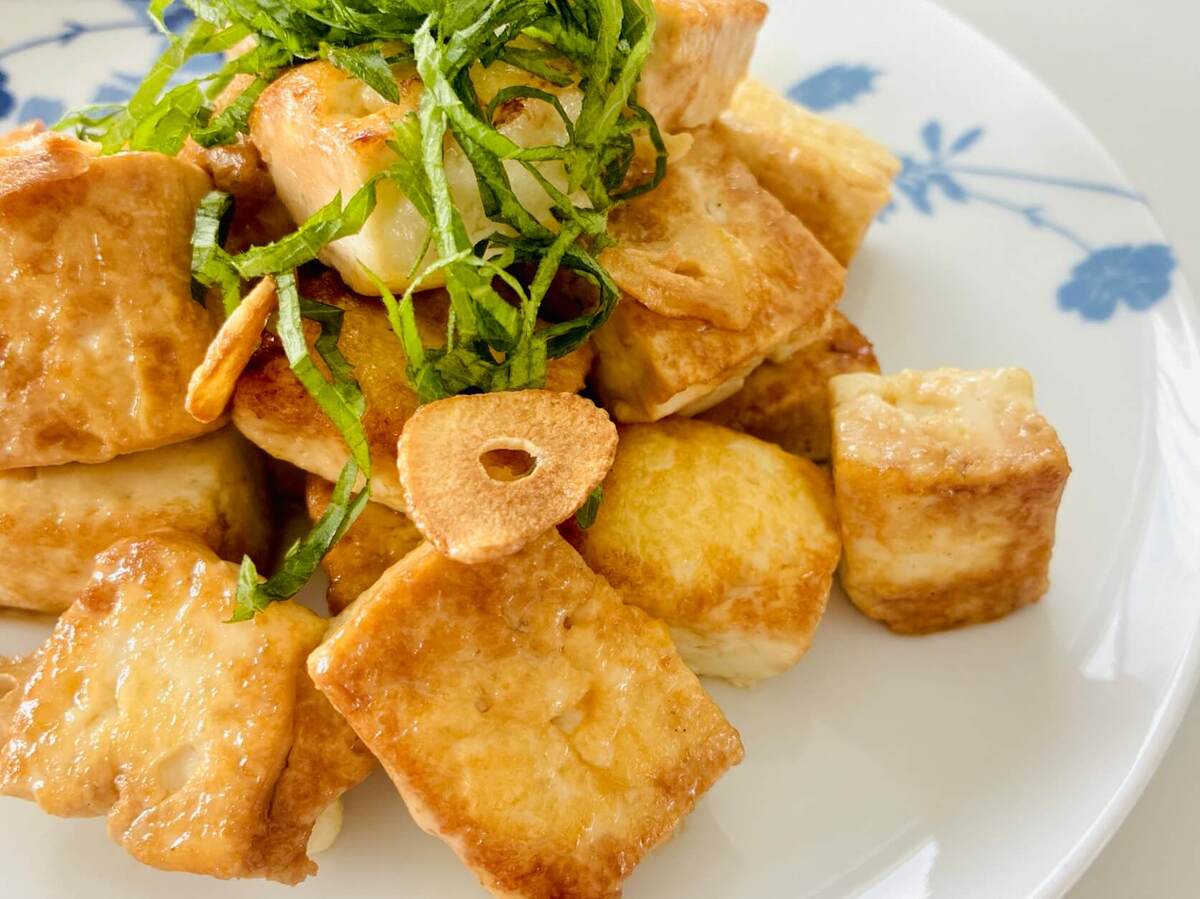 豆腐のコロコロガーリックステーキ
