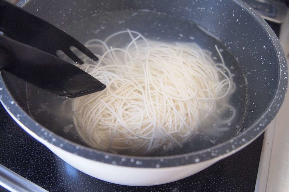 池利公式「モチっとそうめんドーナツ」のレシピ