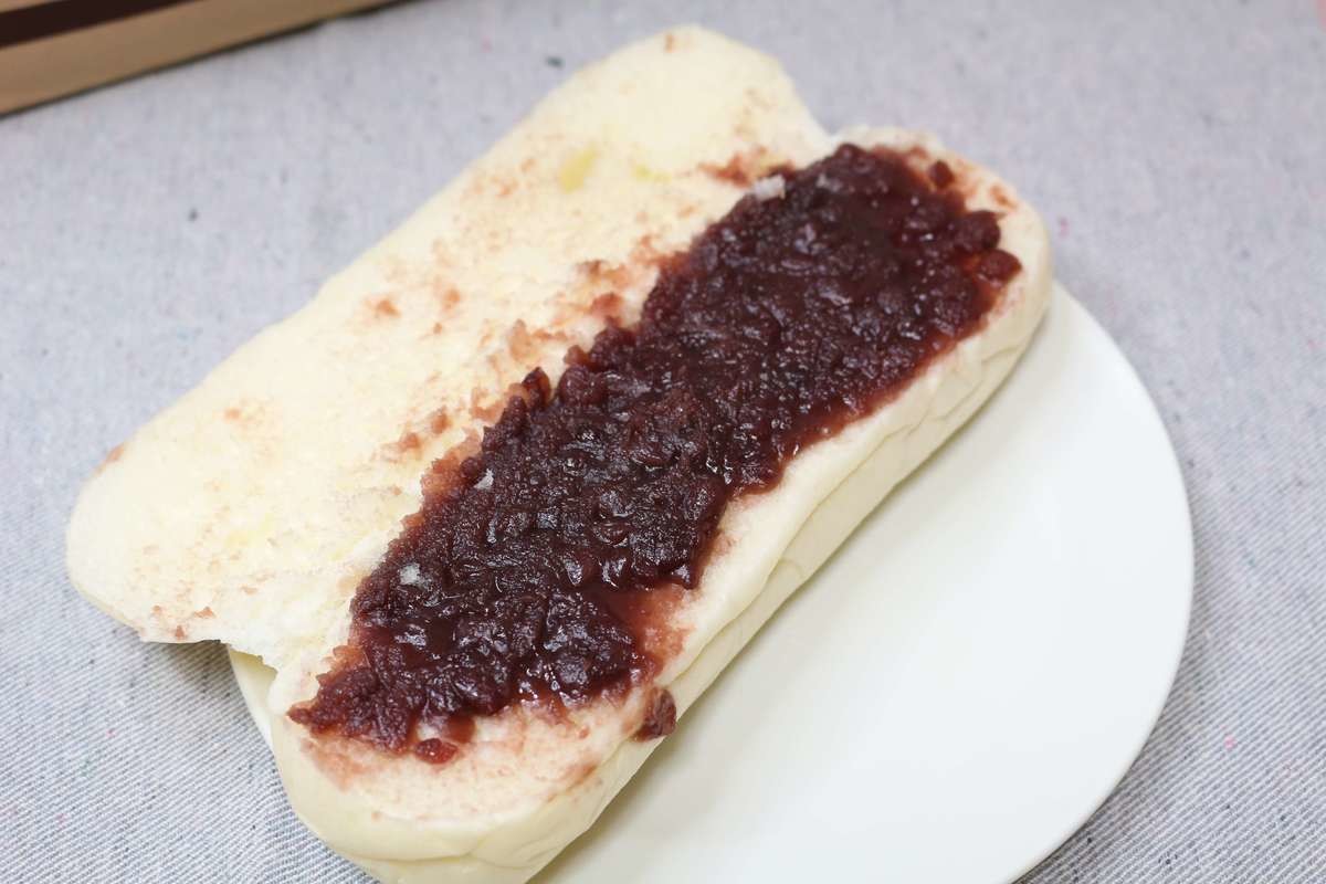 コメダのやわらかシロコッペ