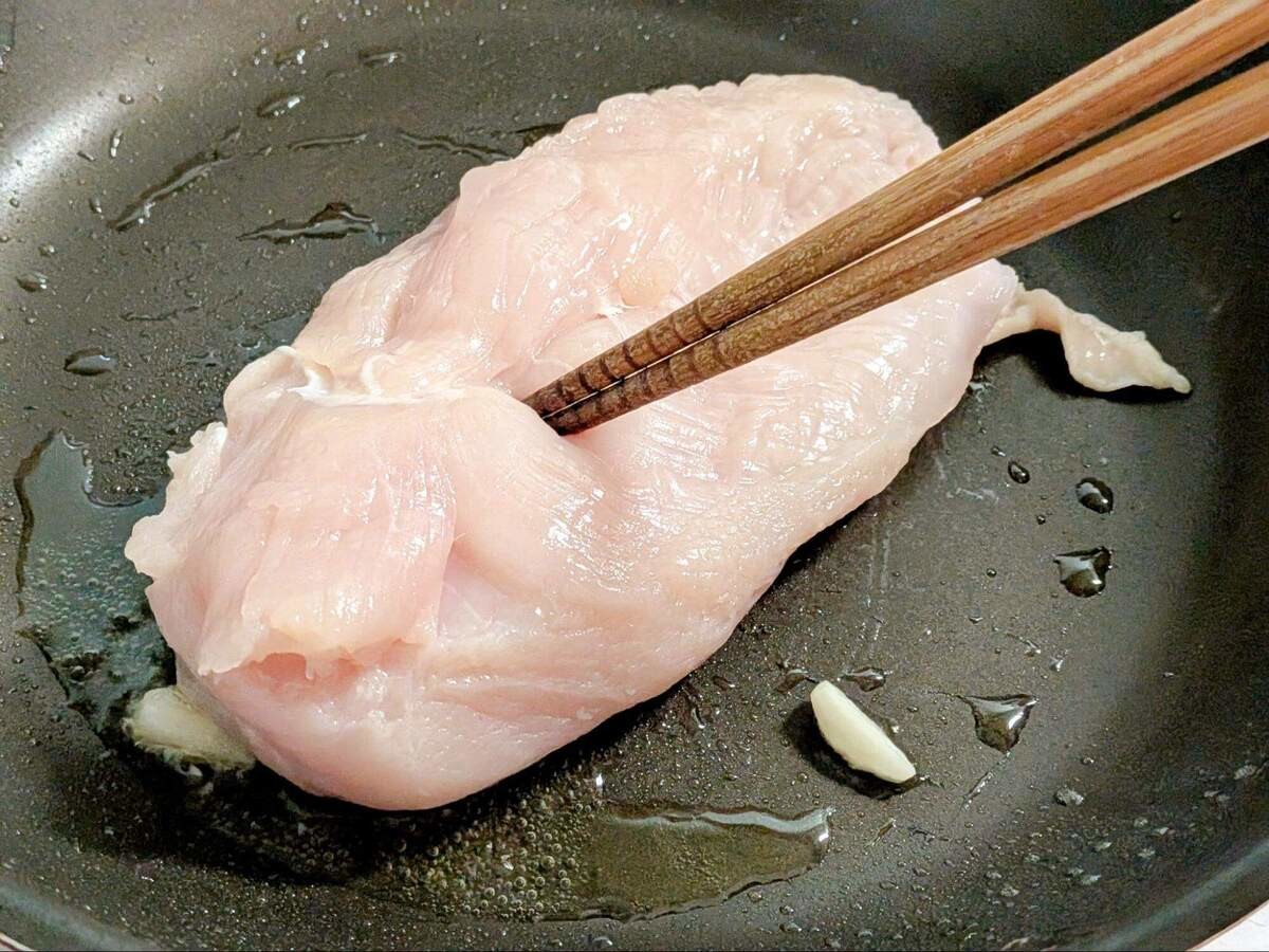 ブロッコリー&チキンソテー ヨーグルトソース