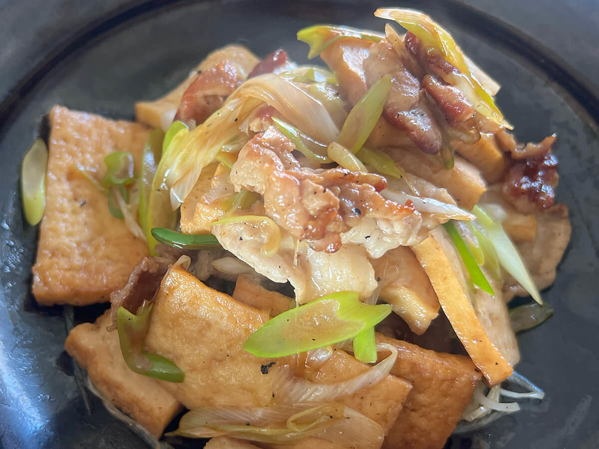 ウー・ウェンさん「厚揚げと豚肉のしょうゆ炒め」